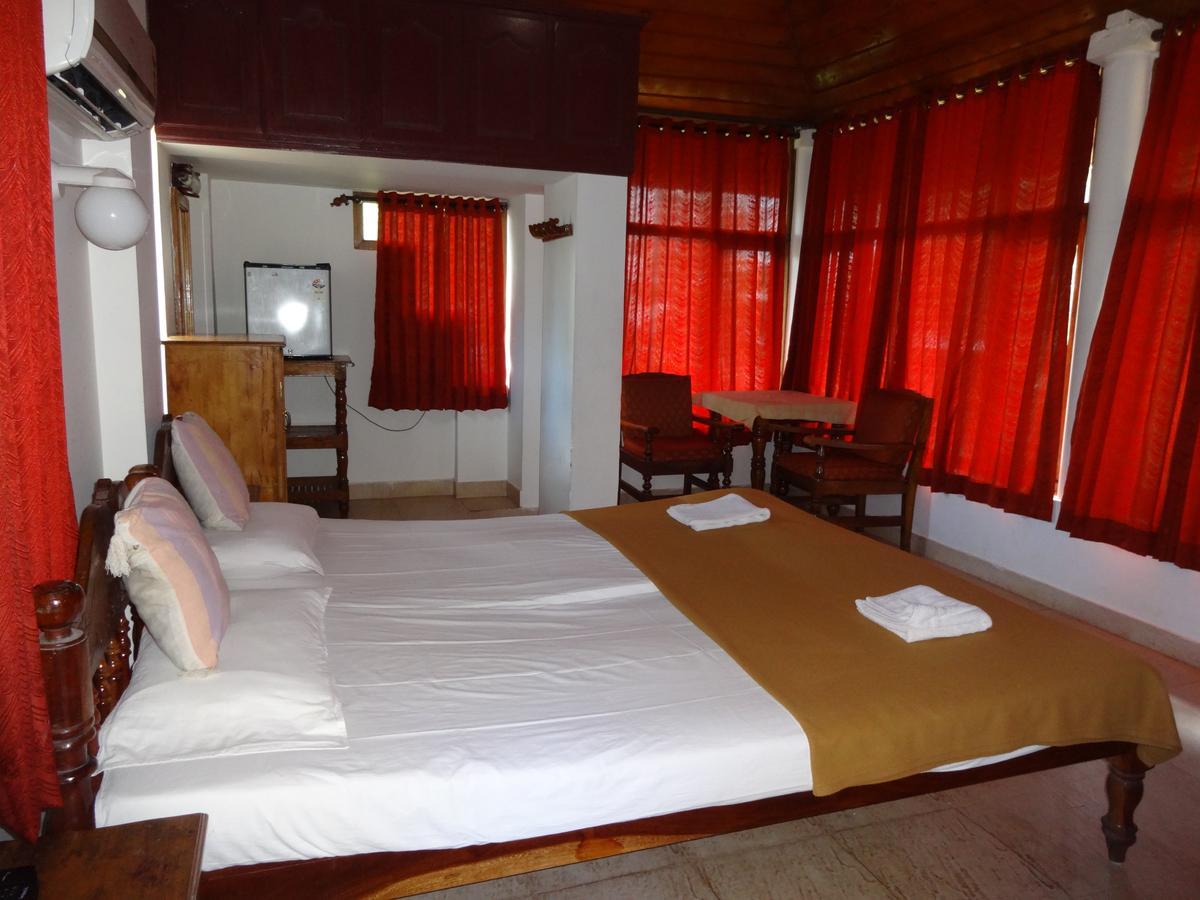 Alappuzha Pozhiyoram Ayurveda Beach Resort מראה חיצוני תמונה